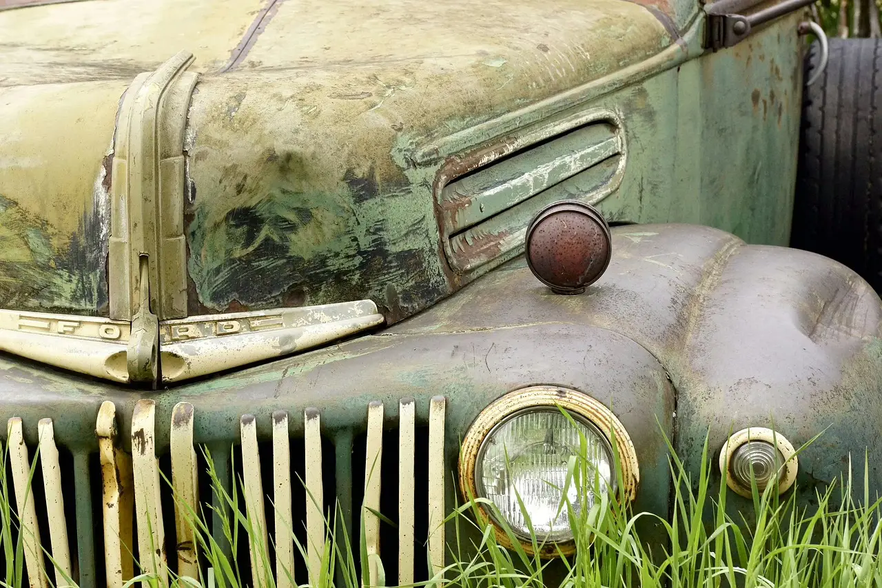 rusty car badge