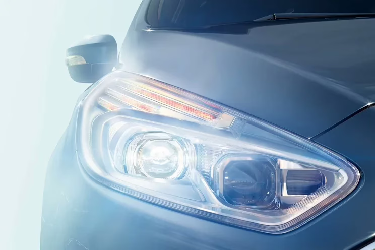 ford galaxy close up