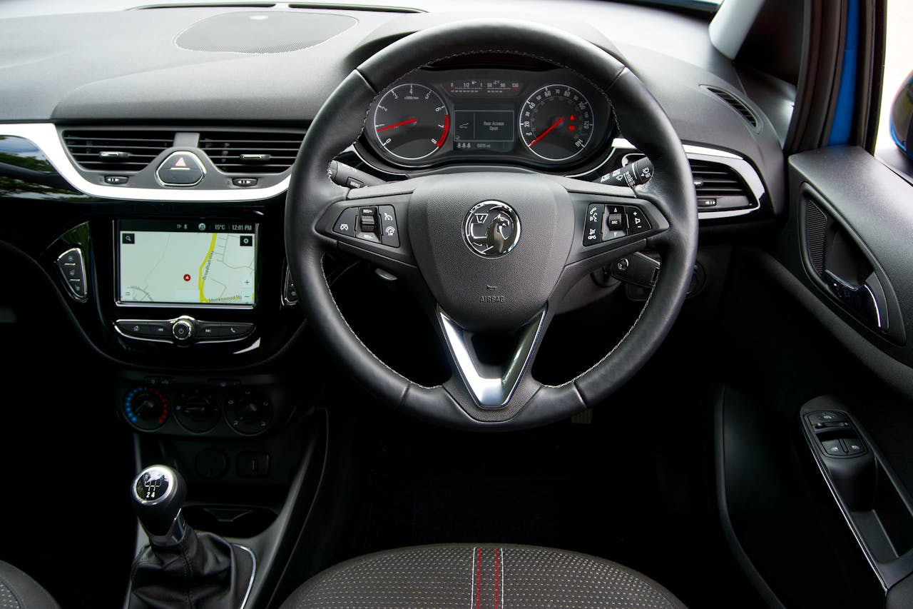 Vauxhall astra steering wheel